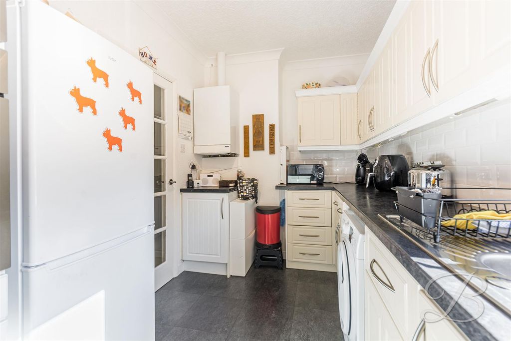 Property photo 3 of 19 Ccltd-8.Jpg