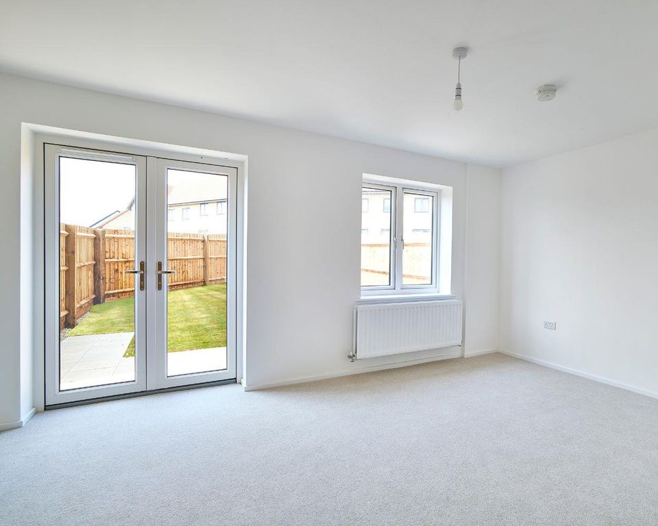 Property photo 3 of 16 Living Room.Jpg