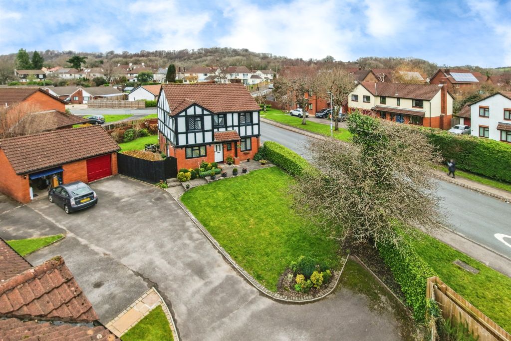 Property photo 1 of 34