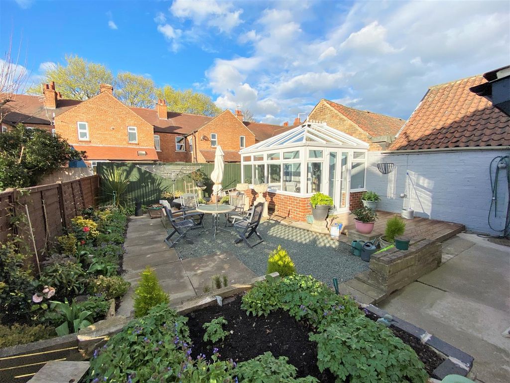 Property photo 3 of 13 Delightful Rear Garden 446