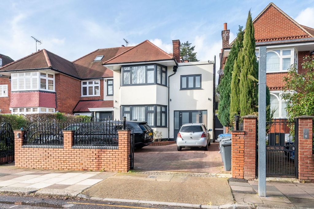 Property photo 1 of 38