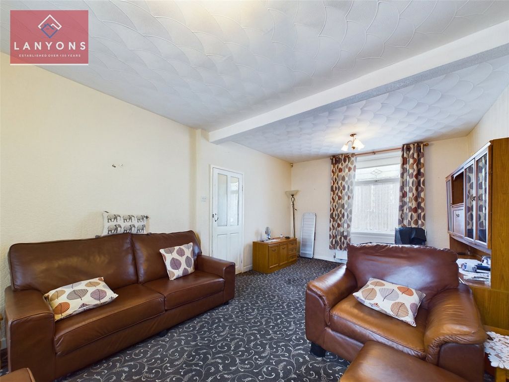Property photo 3 of 15 Picture No. 09