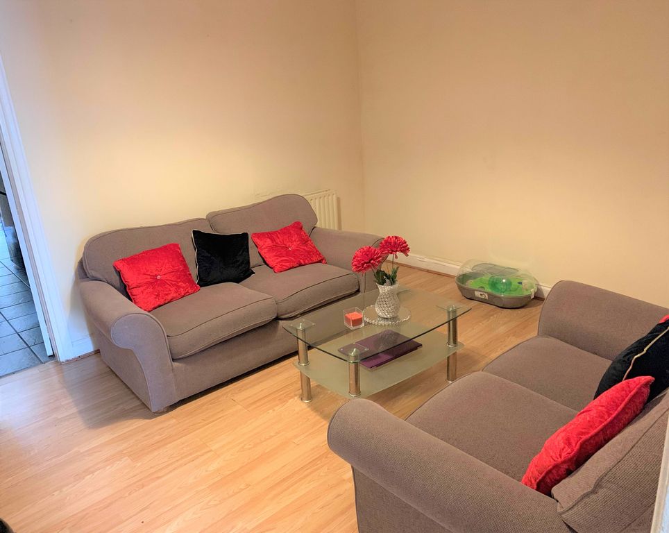 Property photo 3 of 9 Photo 15