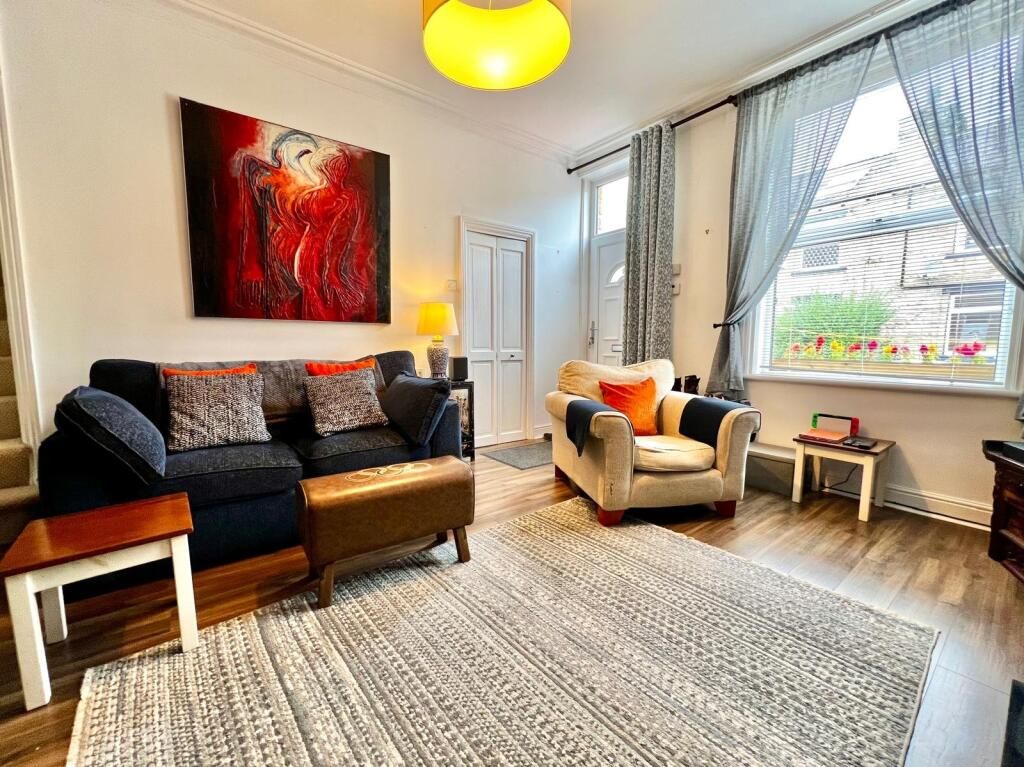 Property photo 3 of 12 Gallery