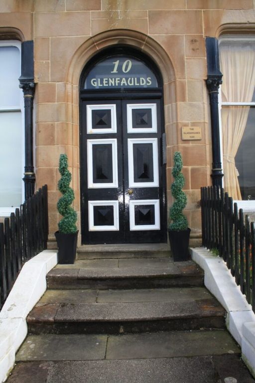 Property photo 3 of 20
