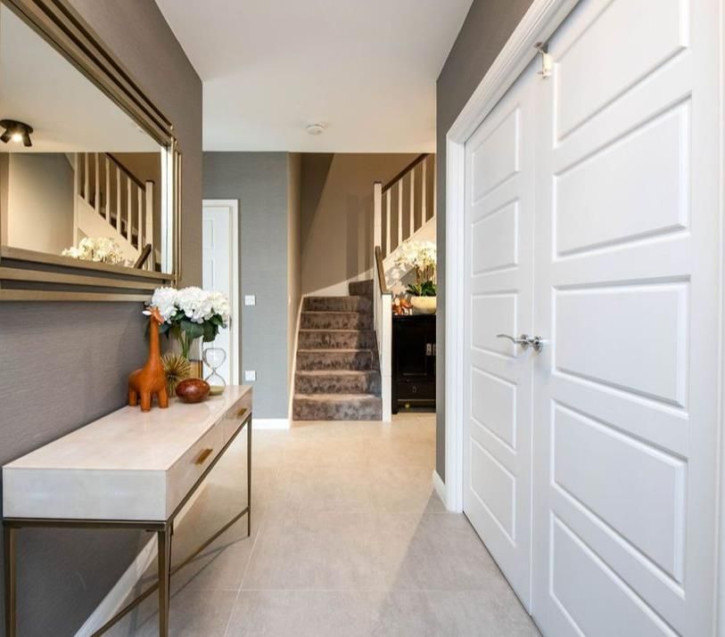 Property photo 2 of 13 Hallway.Png