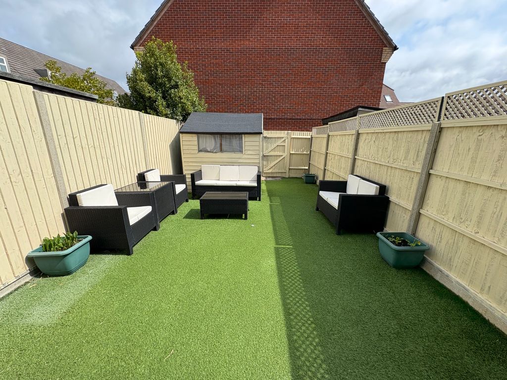 Property photo 3 of 11