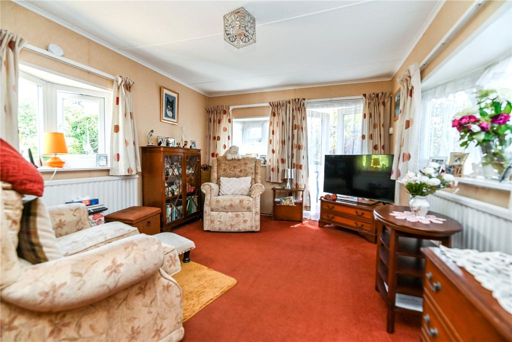 Property photo 3 of 18 Picture No. 04