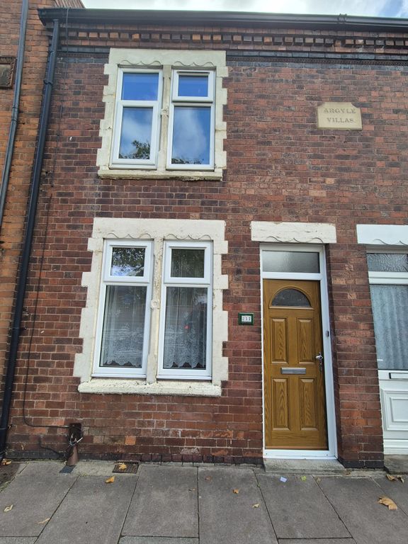 Property photo 1 of 10 Frontage