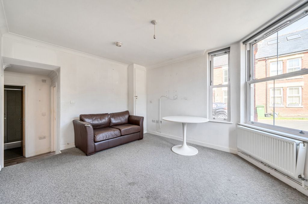 Property photo 3 of 10 1465923-21-6A15d0...