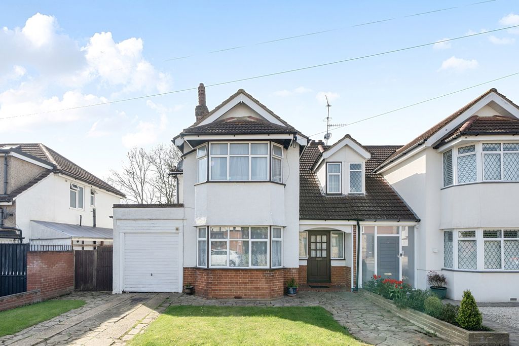 Property photo 1 of 19 1441115-17-69d670...