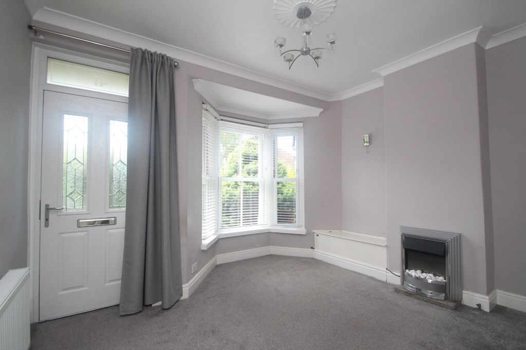 Property photo 2 of 12 Picture No. 04