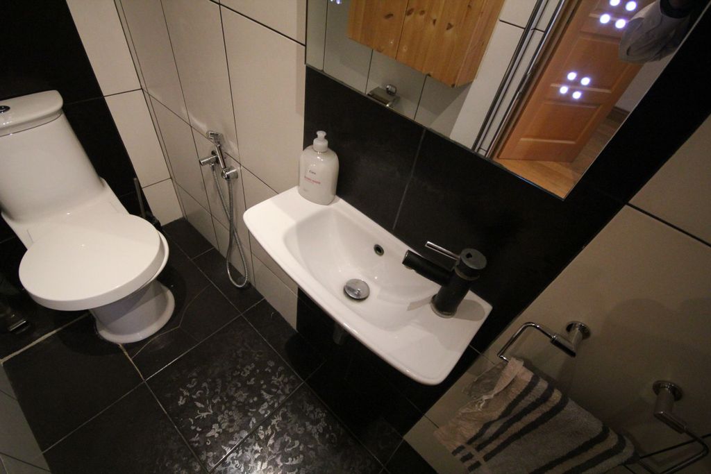 Property photo 3 of 22