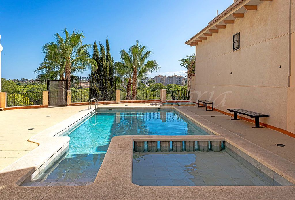 Property photo 1 of 45