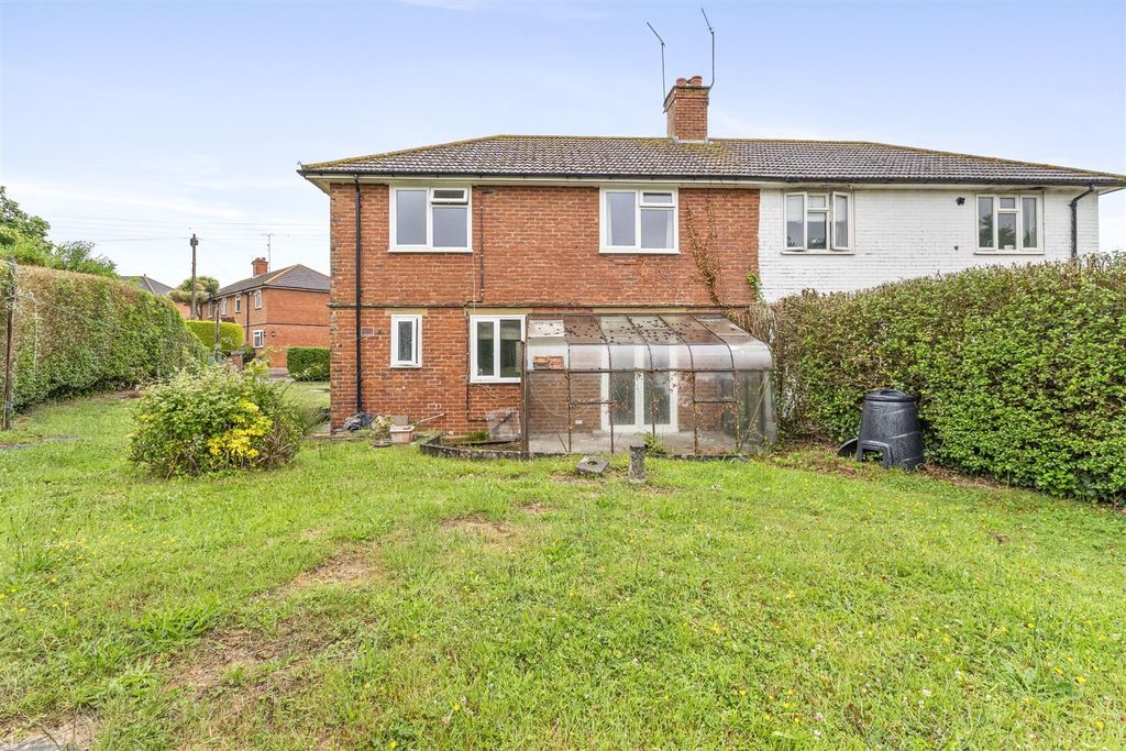 Property photo 3 of 15 Hollands Road, 20_012.Jpg