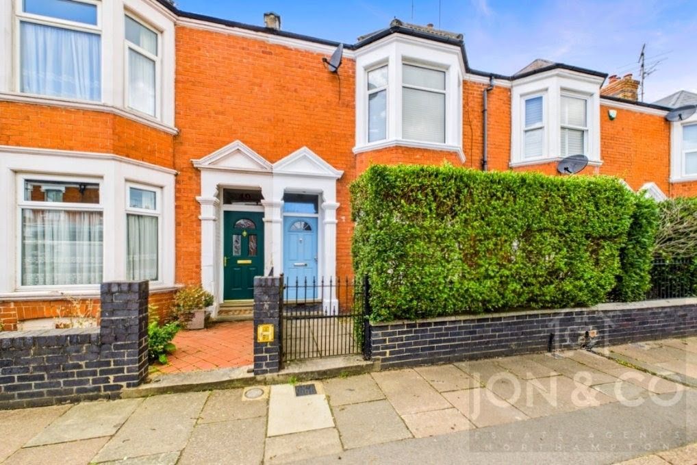 Property photo 1 of 11