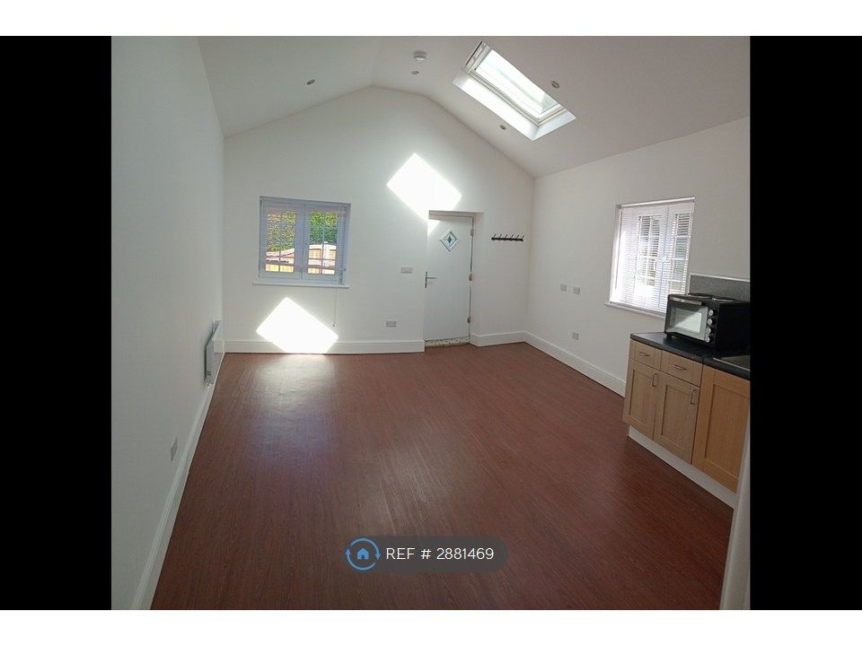 Property photo 2 of 4