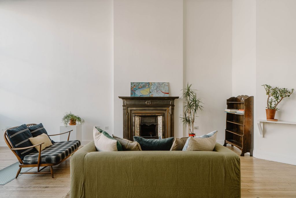 Property photo 3 of 24 275125 - Loughborough Road_High Res-24.Jpg