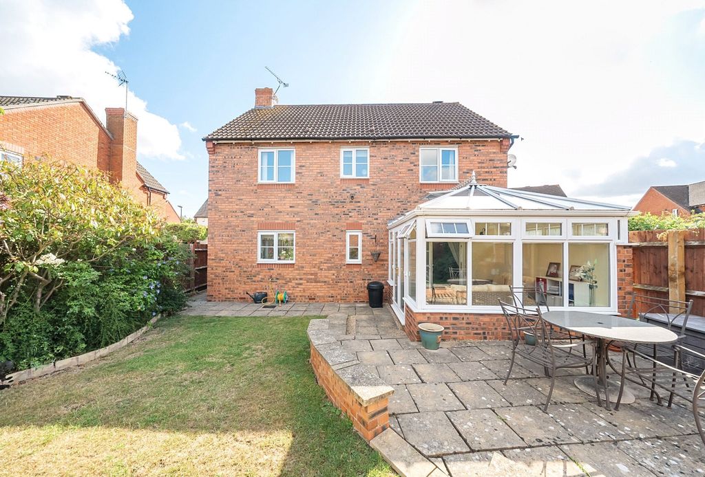 Property photo 3 of 10 Picture No. 27