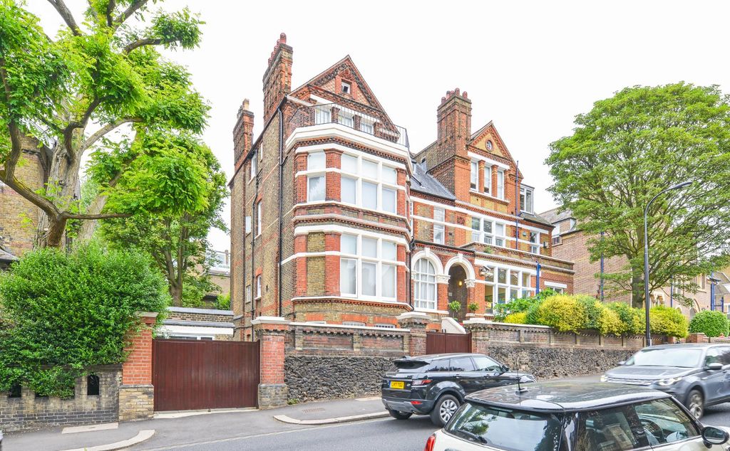 Property photo 1 of 1