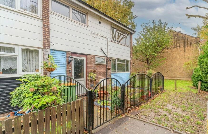 Property photo 3 of 5