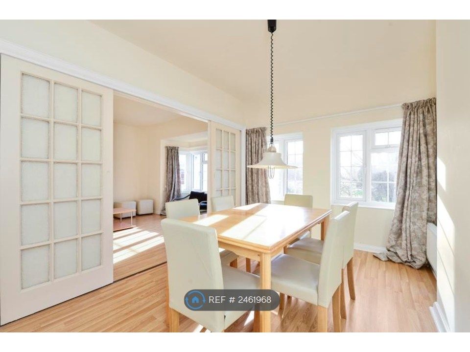Property photo 2 of 7 Dining Room