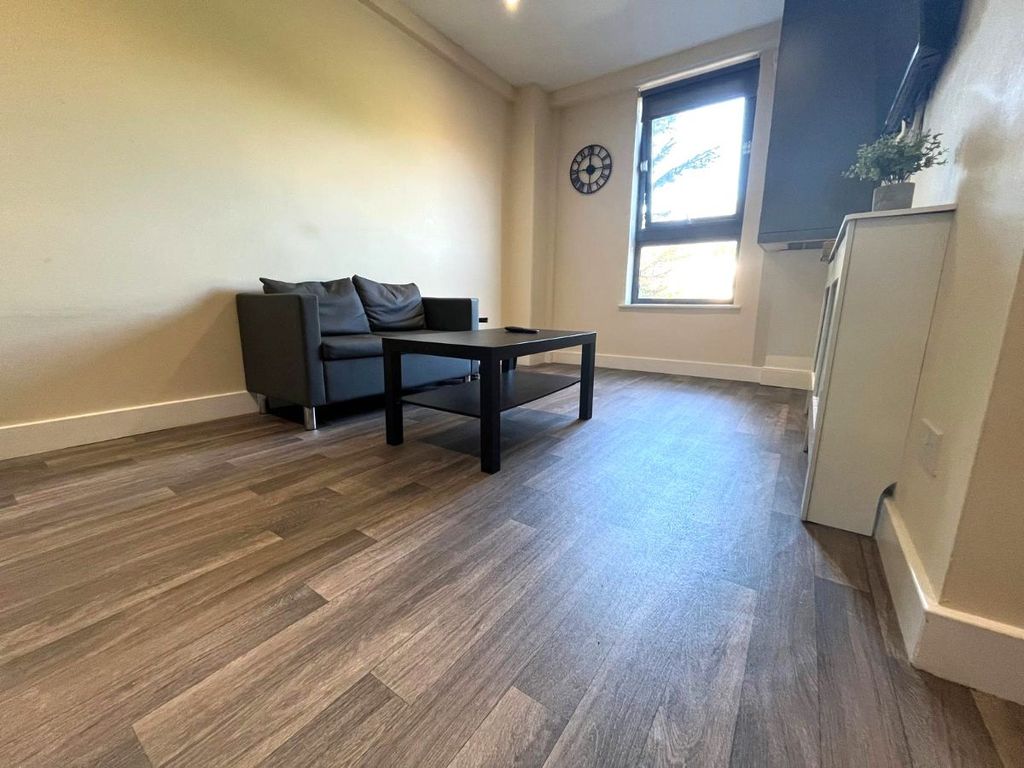 Property photo 3 of 26