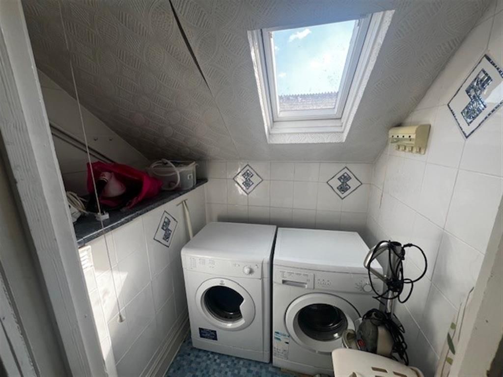 Property photo 3 of 52