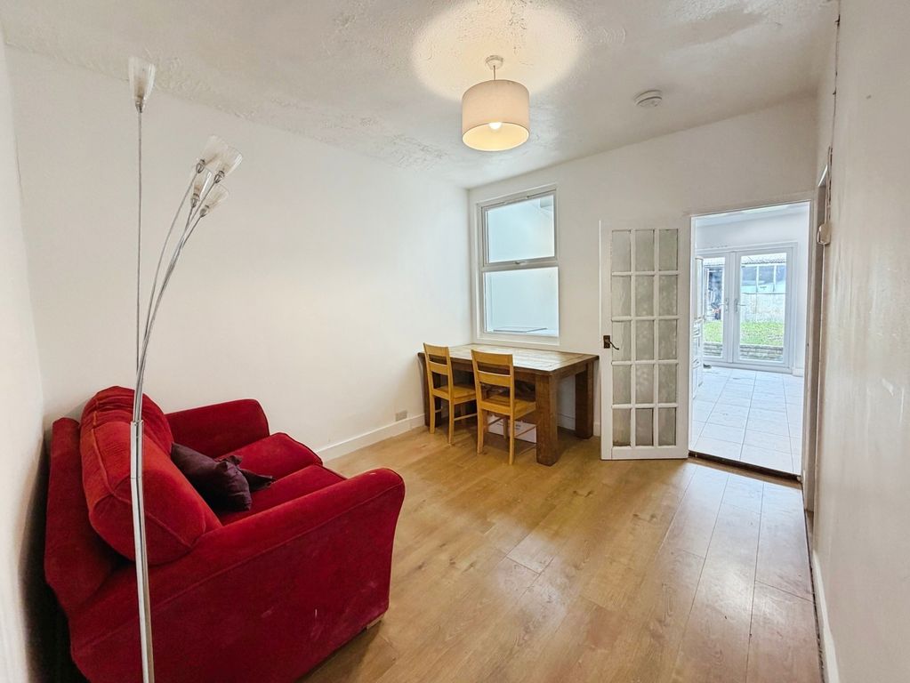 Property photo 2 of 17 Pbox-Img.Jpg