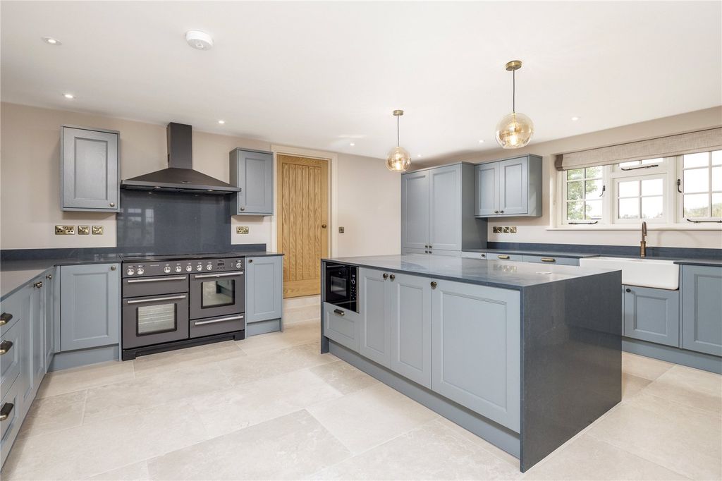 Property photo 3 of 40 Picture No. 19