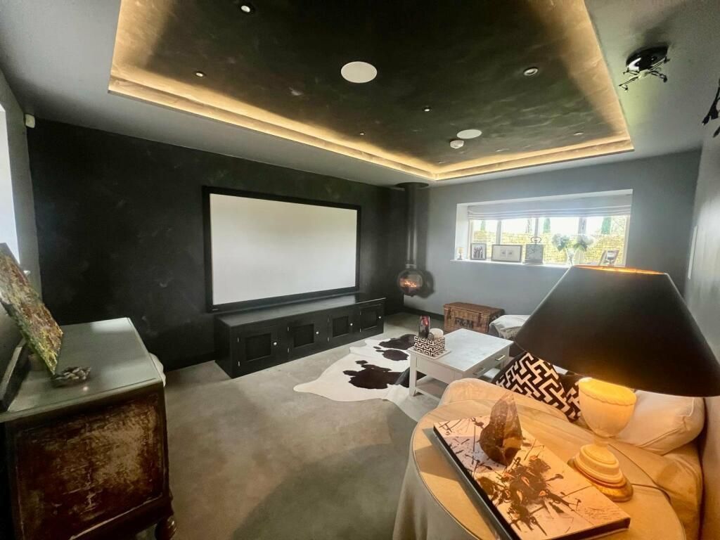 Property photo 3 of 18 Hs1 (8).Jpg