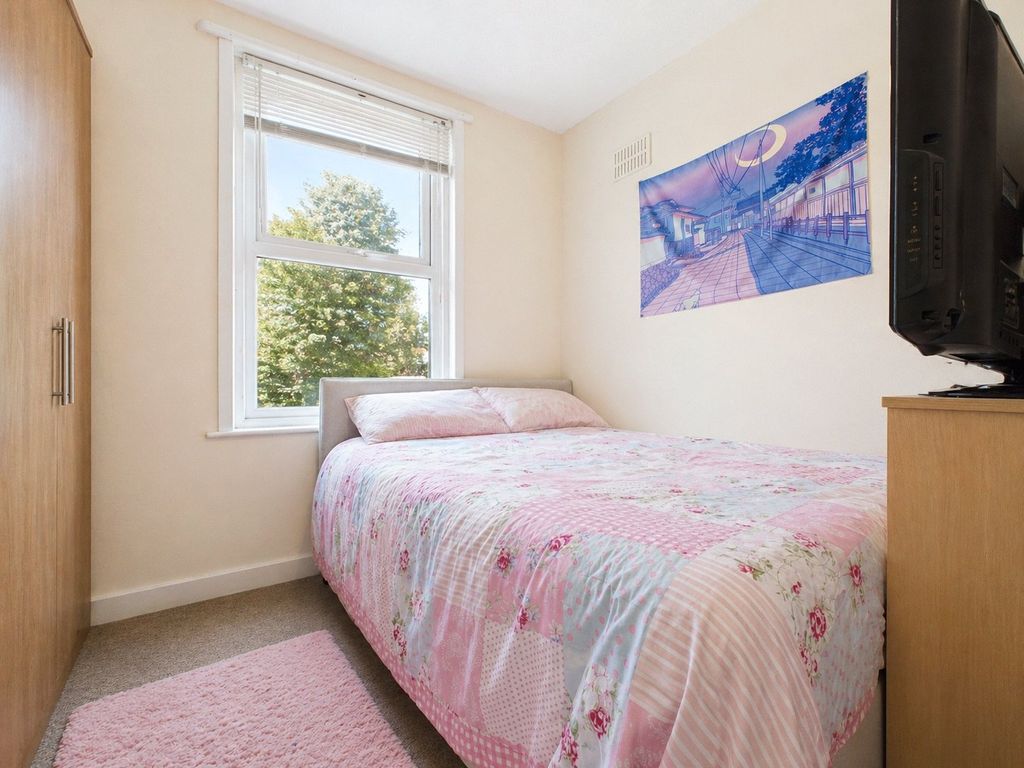 Property photo 2 of 12 Bedroom
