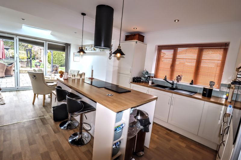 Property photo 2 of 15 Kitchen