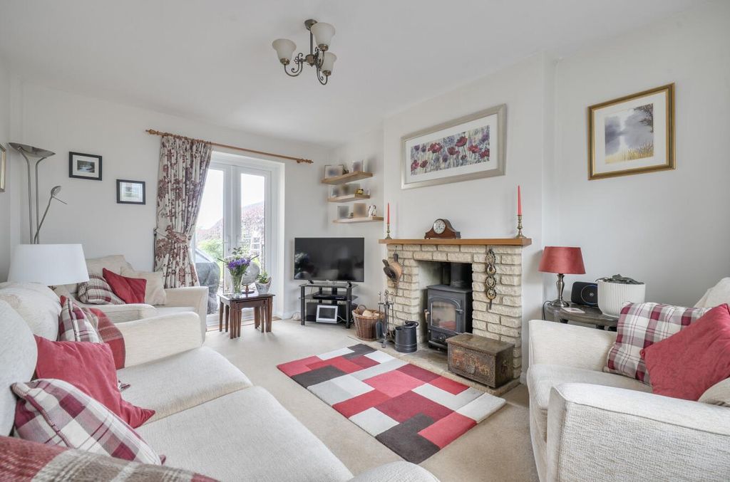 Property photo 3 of 16 1459356-17-6A0c99F91d08B.Jpg