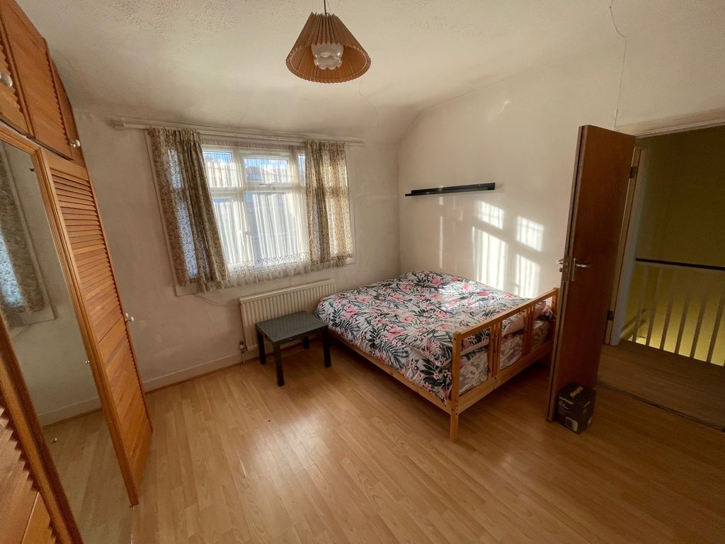 Additional image 7 of 3 bed terraced house for saleShell Road, London SE13