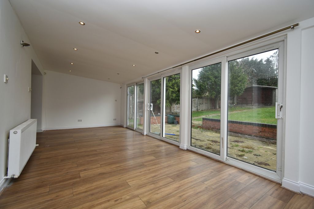 Property photo 2 of 21 Gallery