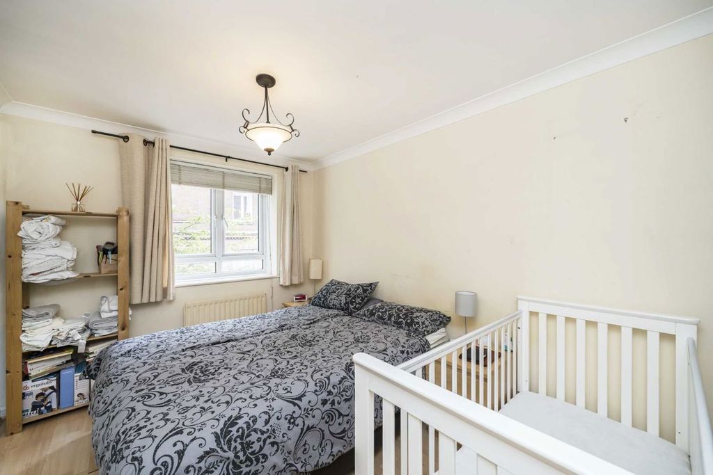 Property photo 2 of 4