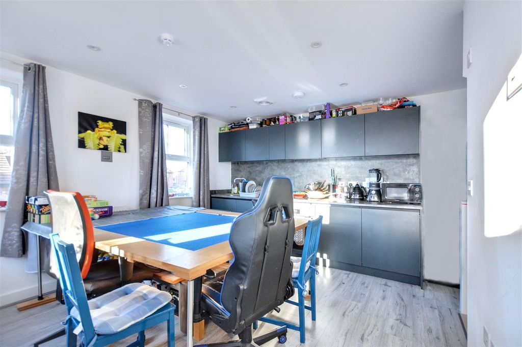 Property photo 2 of 10 Lounge Diner_2.Jpeg