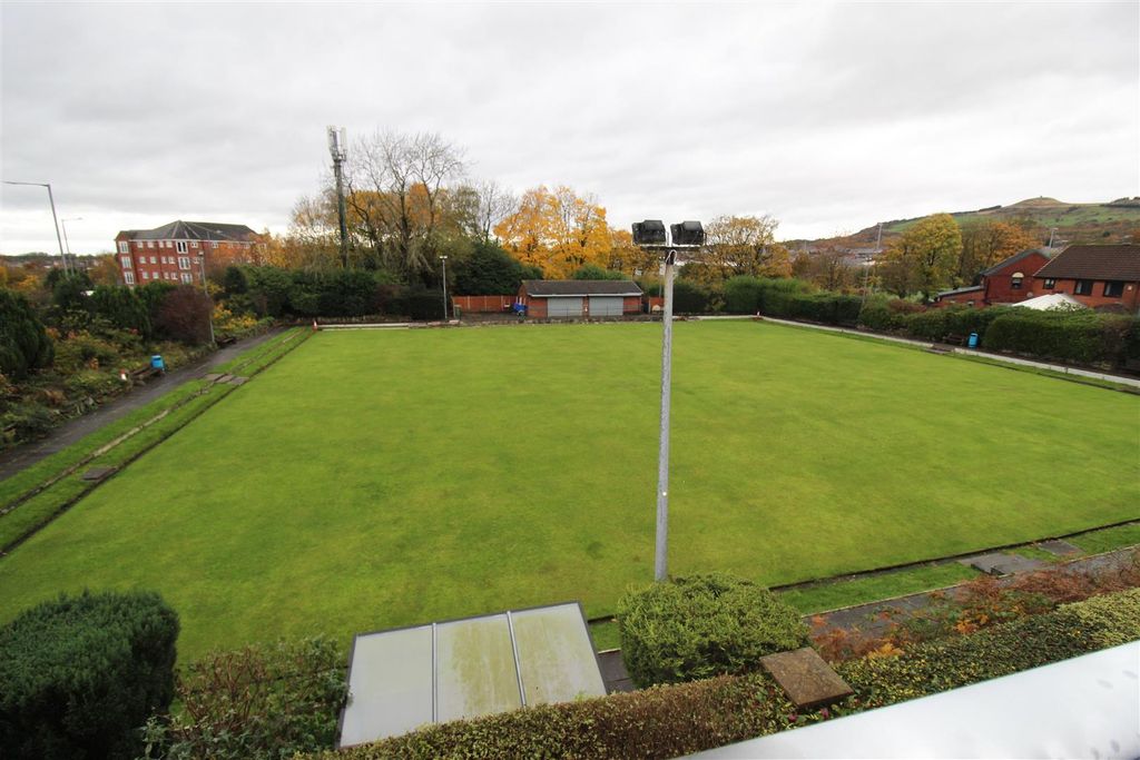 Property photo 2 of 13 Img_9562.Jpg