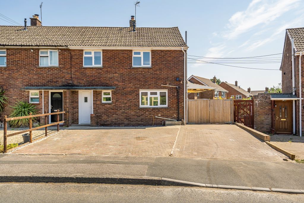 Property photo 1 of 12 14956292