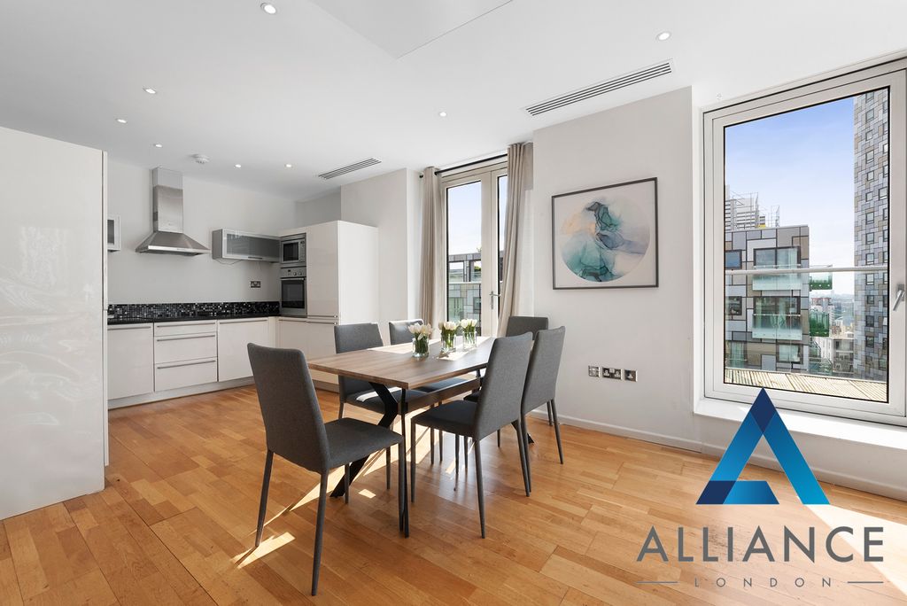 Property photo 3 of 14 Picture 3