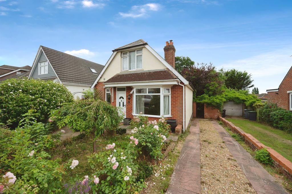 Property photo 1 of 18