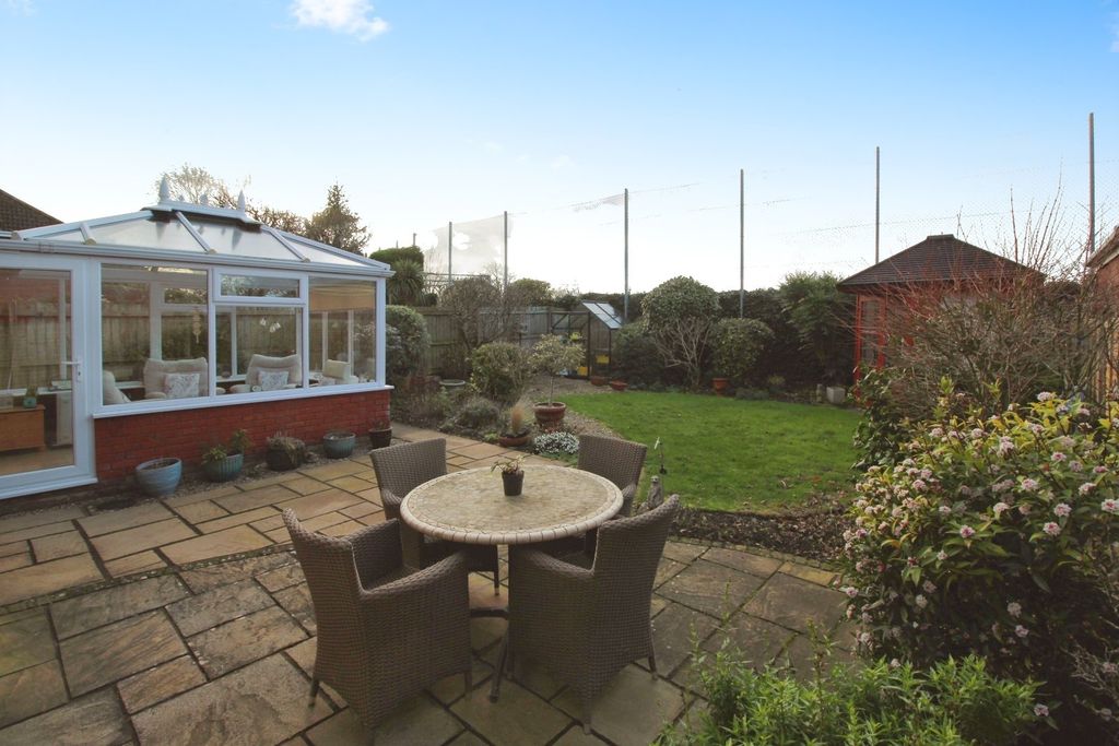 Property photo 2 of 18 Rear Garden