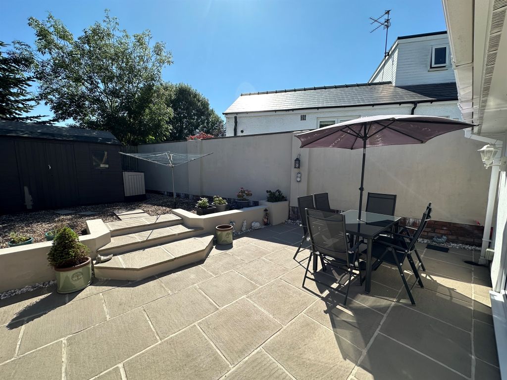 Property photo 2 of 16
