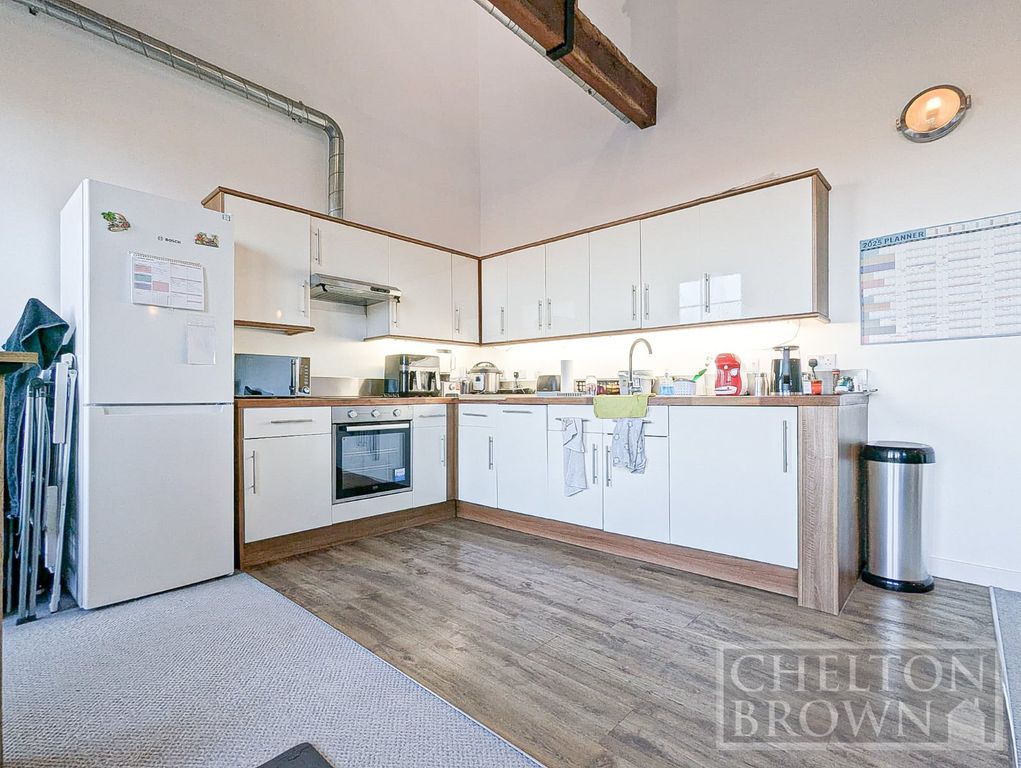 Property photo 2 of 16 Kitchen