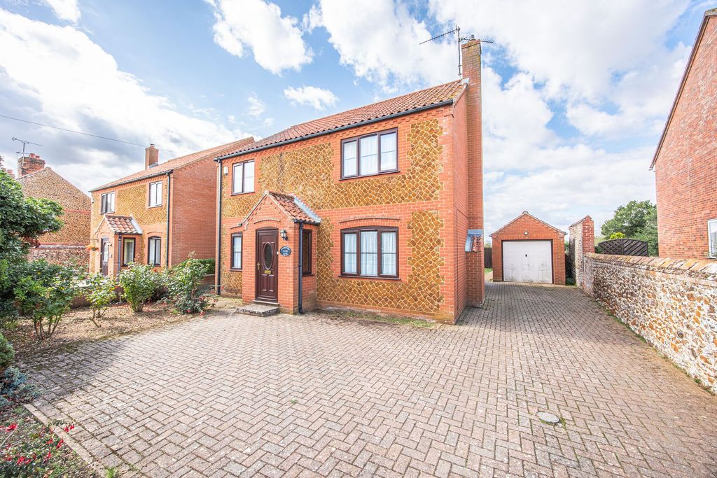 Property photo 1 of 18
