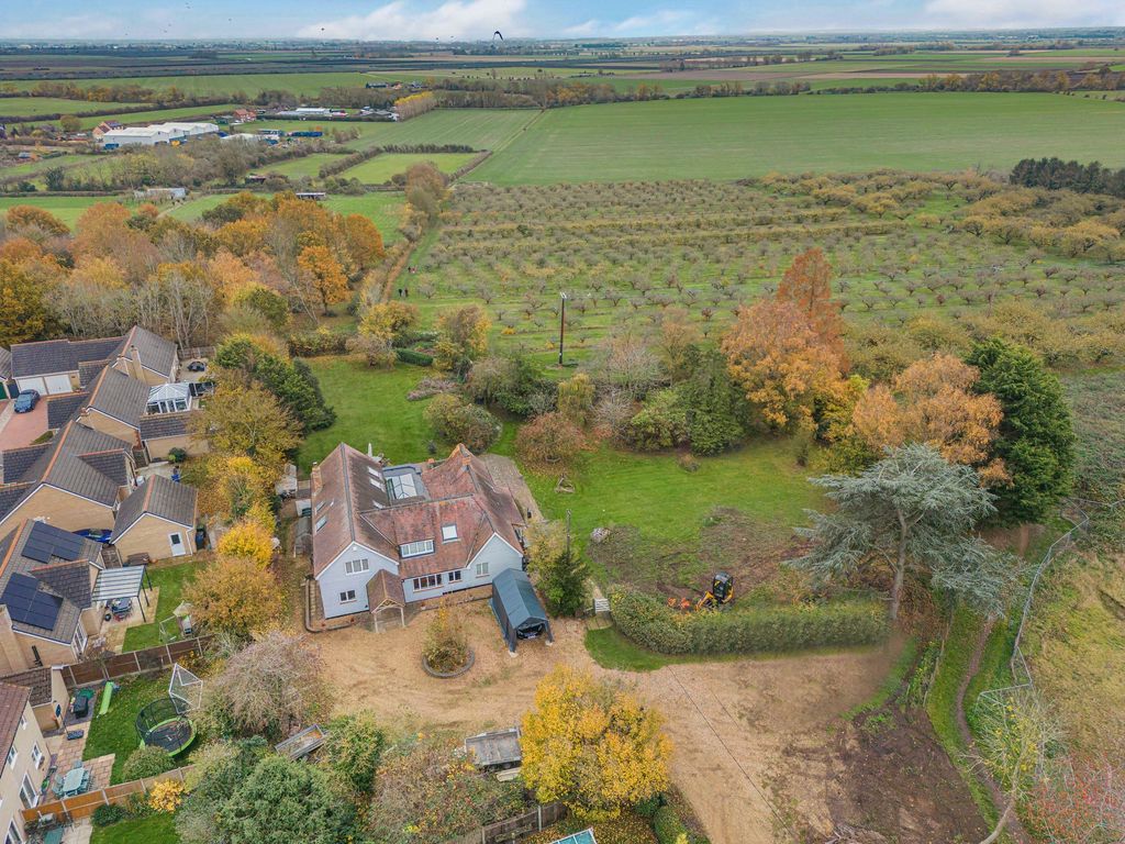 Property photo 1 of 38