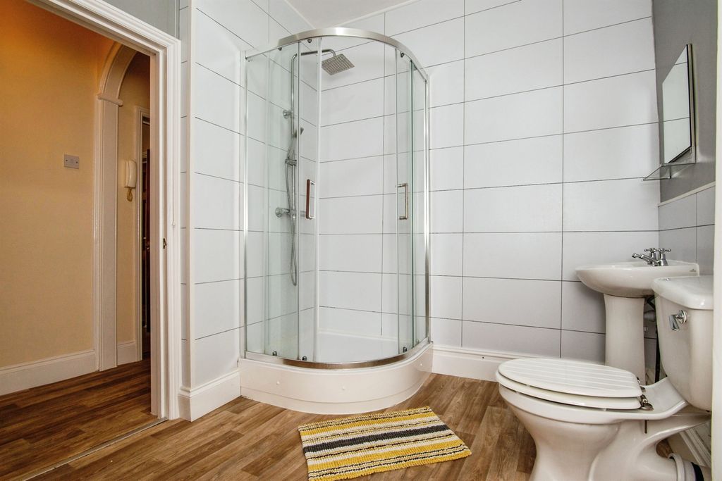 Additional image 10 of 1 bed flat for saleBelle Vue Terrace, Malvern WR14