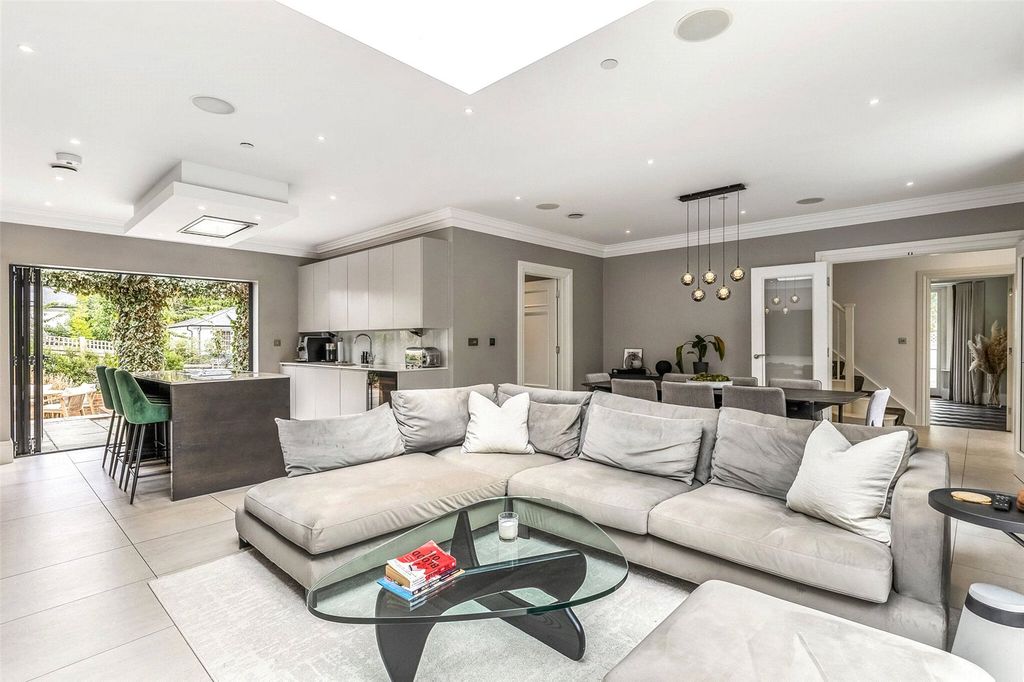 Property photo 3 of 13 Kitchen/Family Area