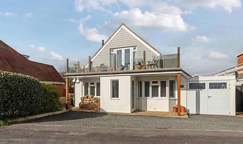 Property photo 1 of 24